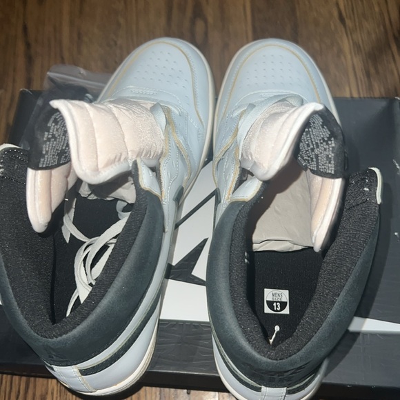 Men’s Nike Jordan Air Ship - Picture 5 of 7